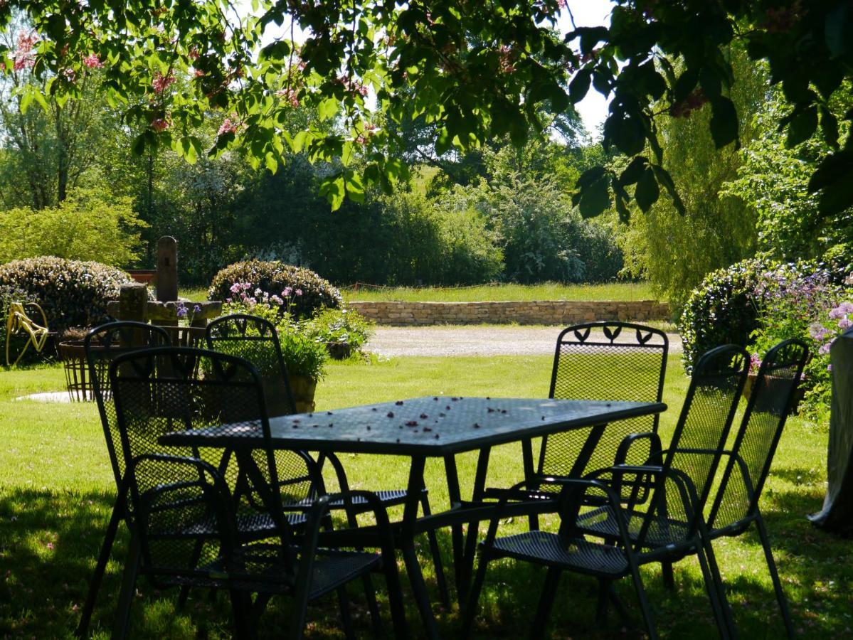 La Maison Au Vert Melincourt Zewnętrze zdjęcie